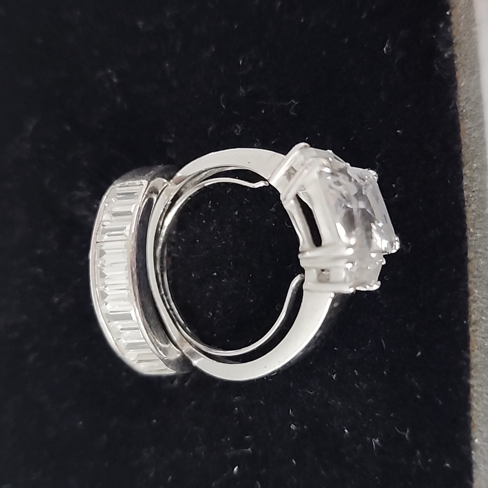 Emerald Shape Engagement Ring Set - image 5